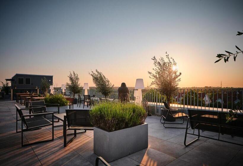 בית מלון כפרי Balthazars