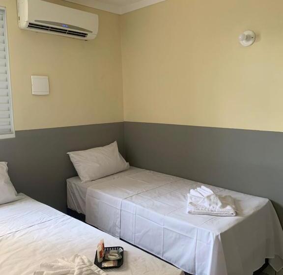 酒店 Barão Ribeirão