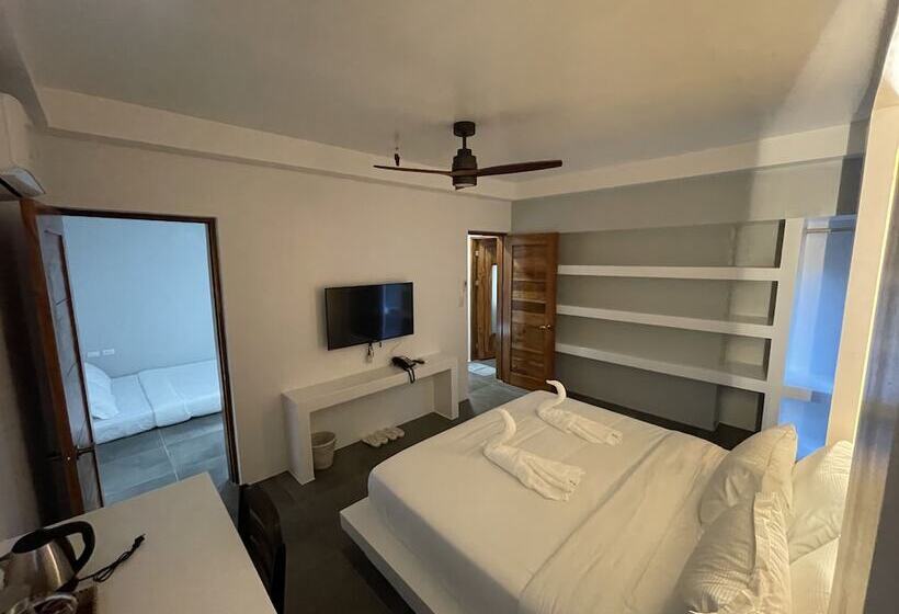 هتل Bathala Resort