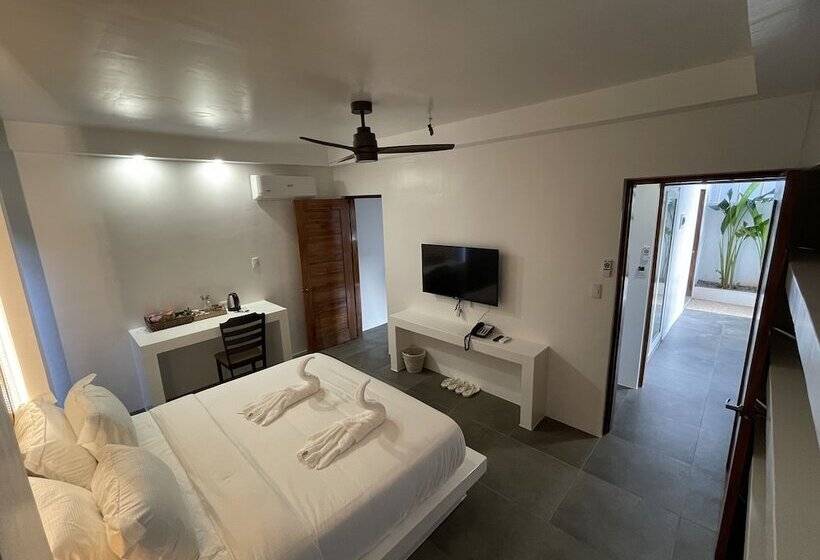 هتل Bathala Resort