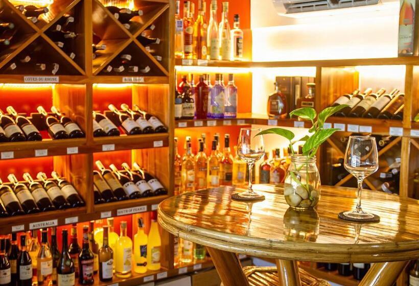 هتل Bathala Resort