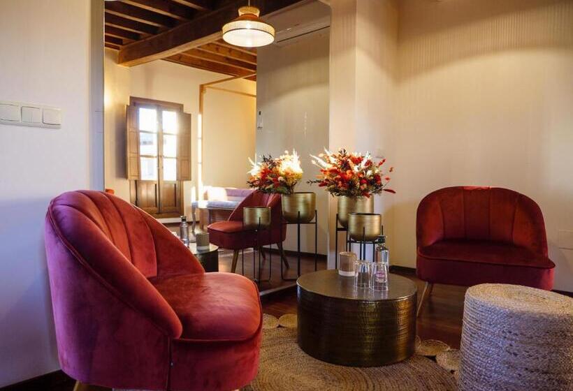 هتل Casa Del Armiño Mansión De La Familia De El Greco