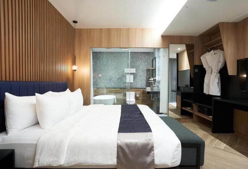 ホテル Cordela Suites Tasikmalaya