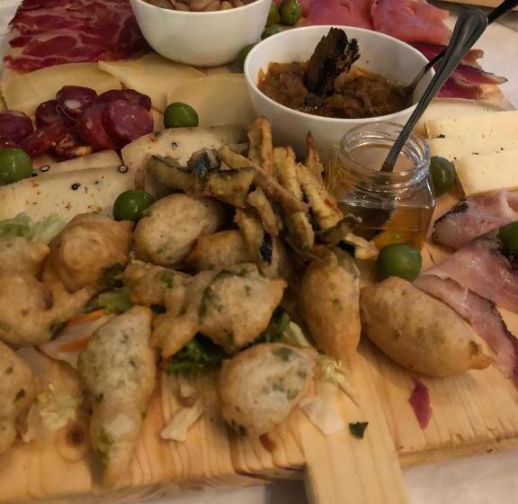 فندق Donna Rosita