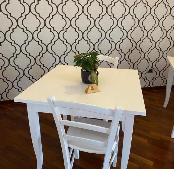 فندق Donna Rosita