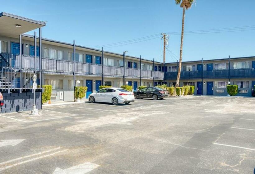 فندق Erth Inn By Aga  Mojave