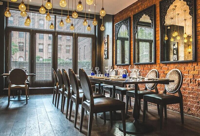 Отель Forty Seven