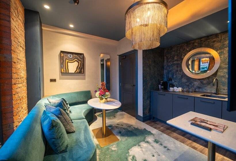 Отель Forty Seven