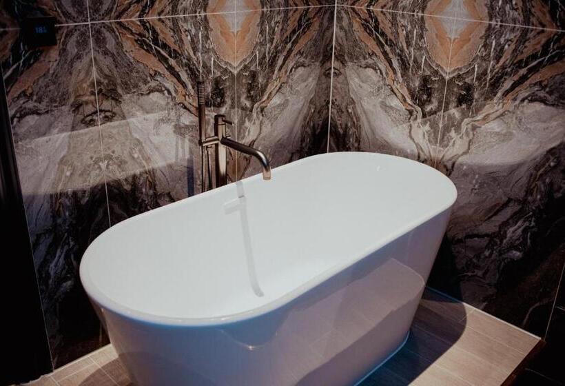 Отель Forty Seven