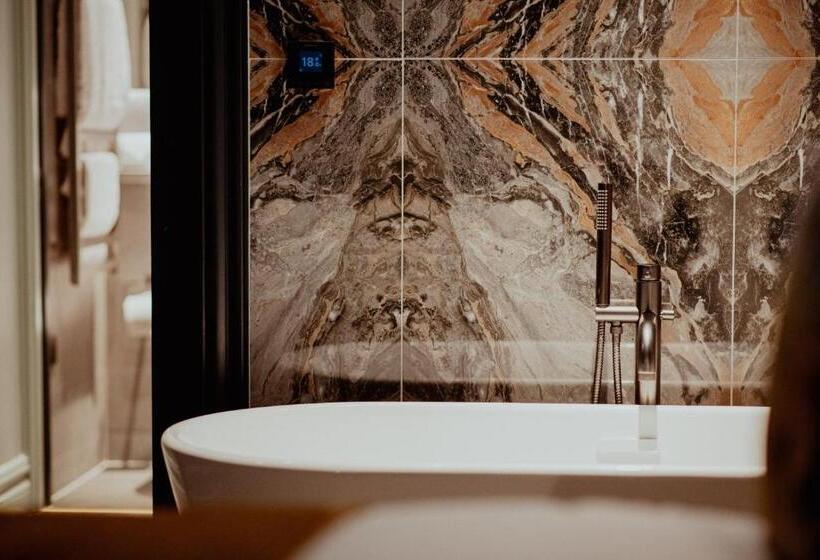 Отель Forty Seven