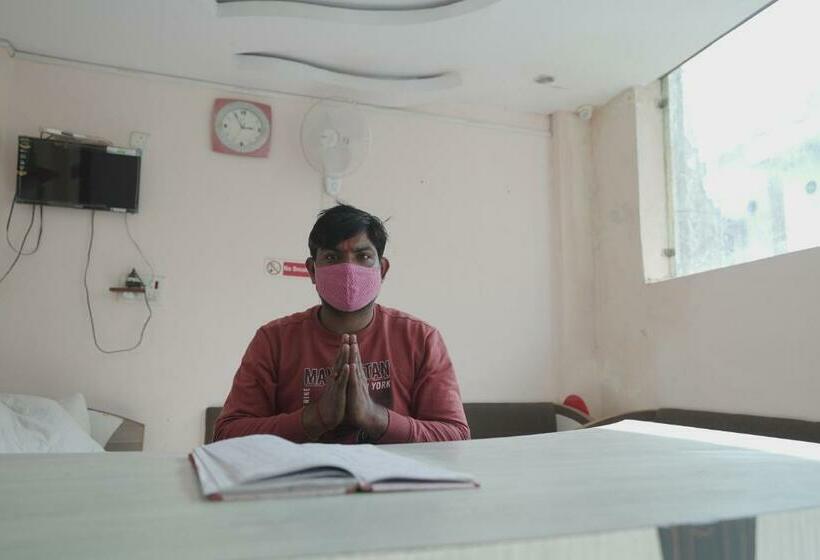 Отель Hari Dham Guest House By Wb Inn