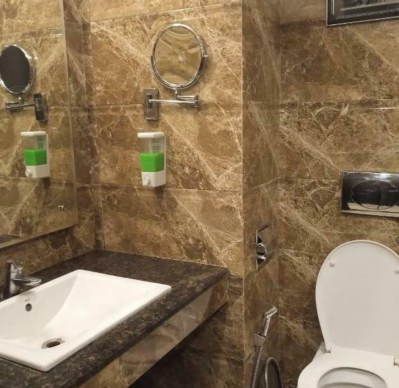 ホテル Himshri Mussoorie By Travellers Den