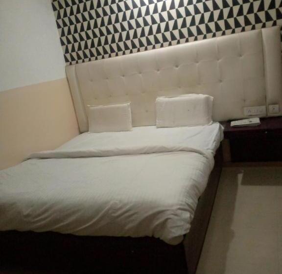 酒店 Hotal Royal Mount Inn By Wb Inn