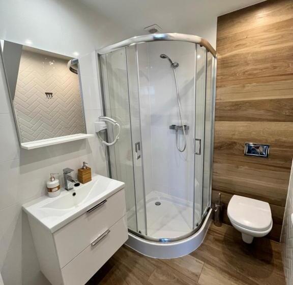 فندق I Restauracja „kristal”