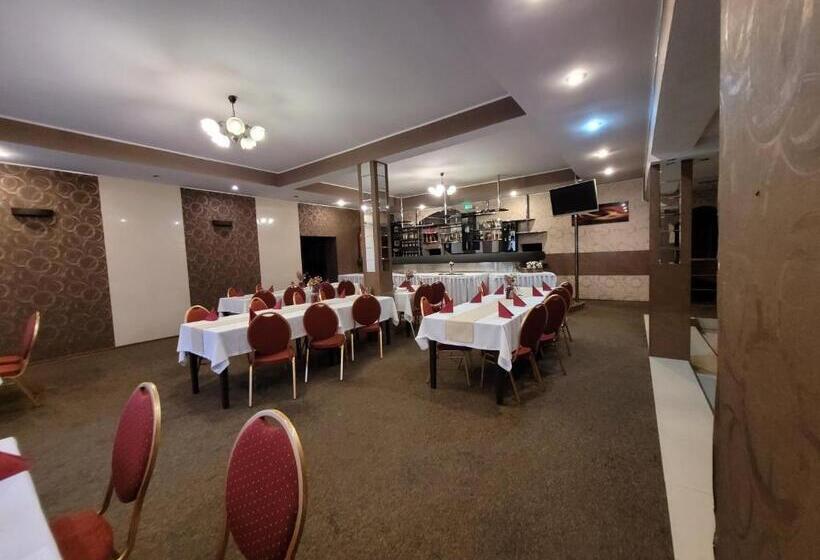 فندق I Restauracja „kristal”