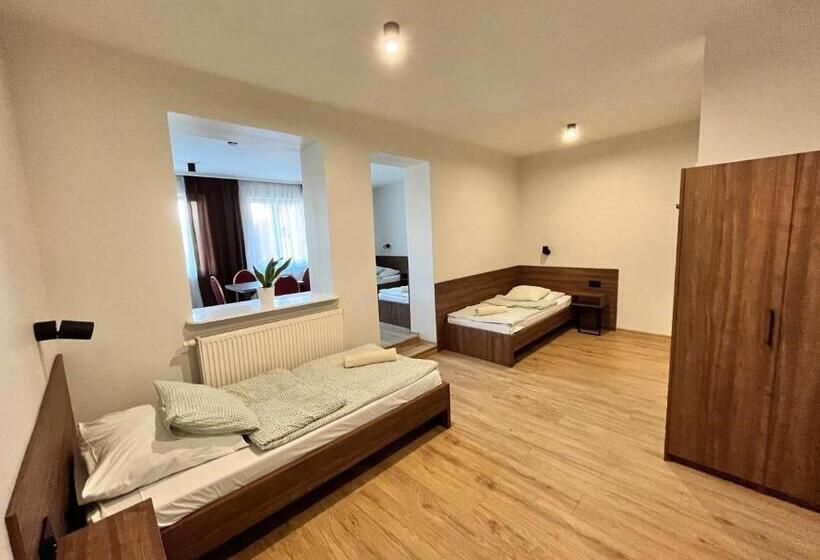 فندق I Restauracja „kristal”