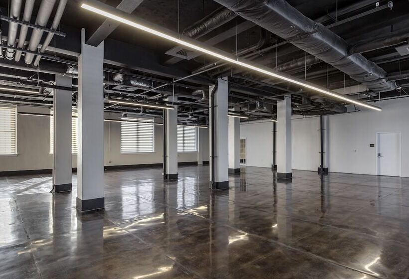 ホテル Inn At Blackstone