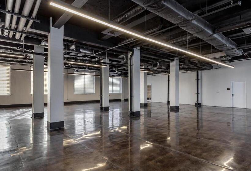 ホテル Inn At Blackstone