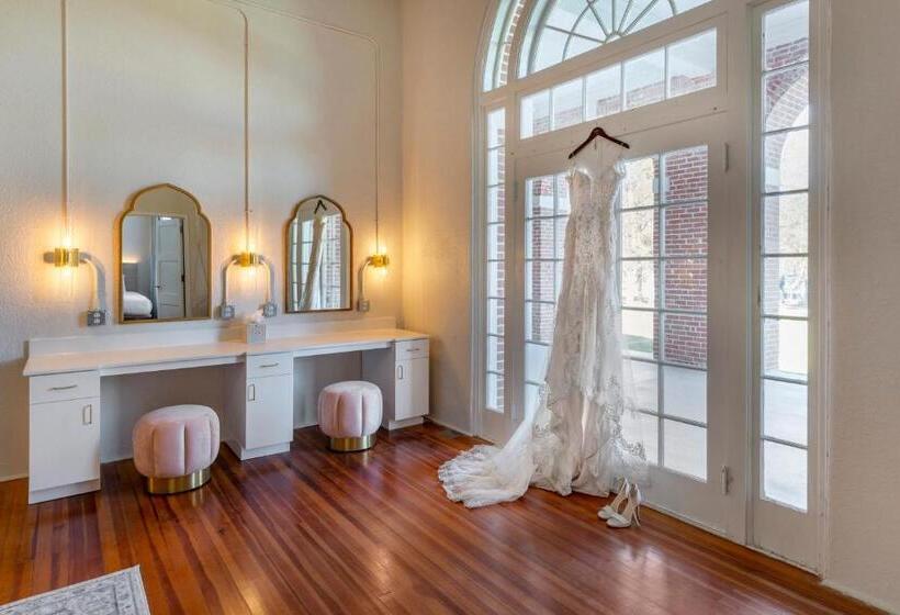 ホテル Inn At Blackstone