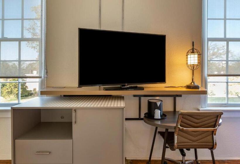 ホテル Inn At Blackstone