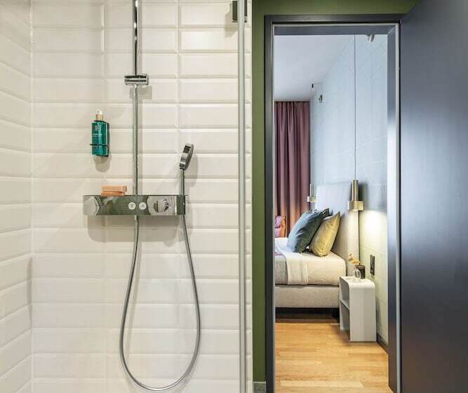 هتل Ipartment Berlin Airport