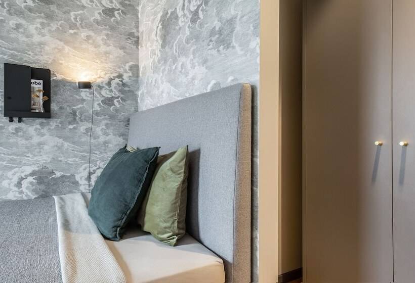 هتل Ipartment Berlin Airport