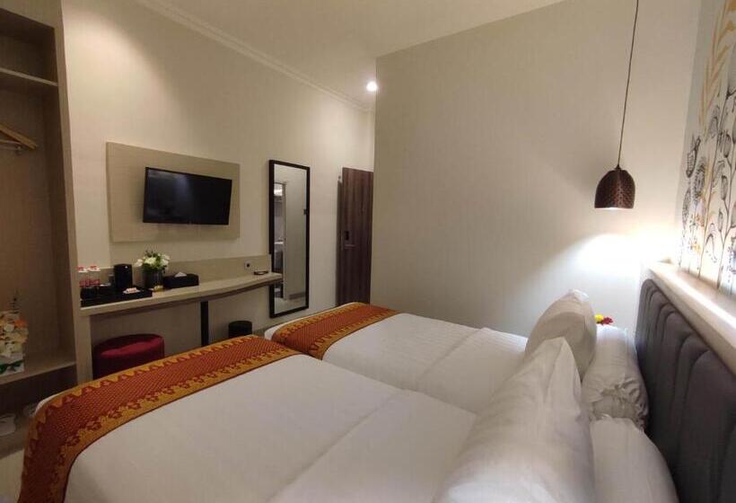 ホテル Kesuma Front One Boutique Palembang