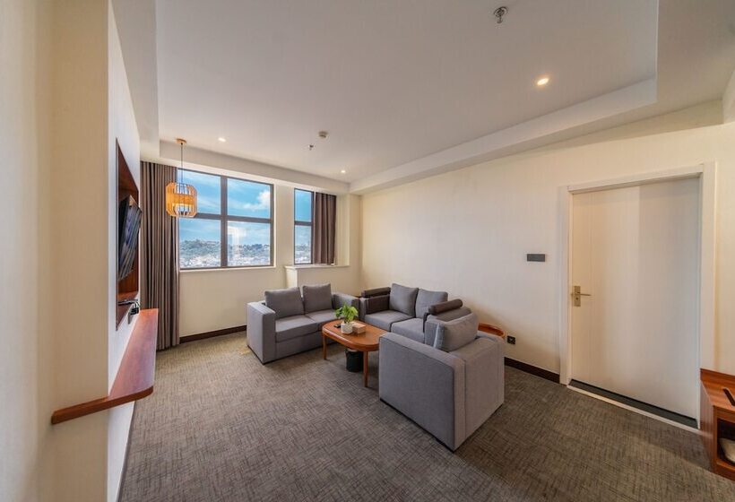 Legend Hotel And Resort