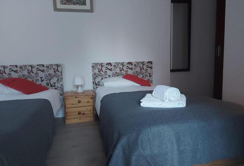 ホテル Les Touristes