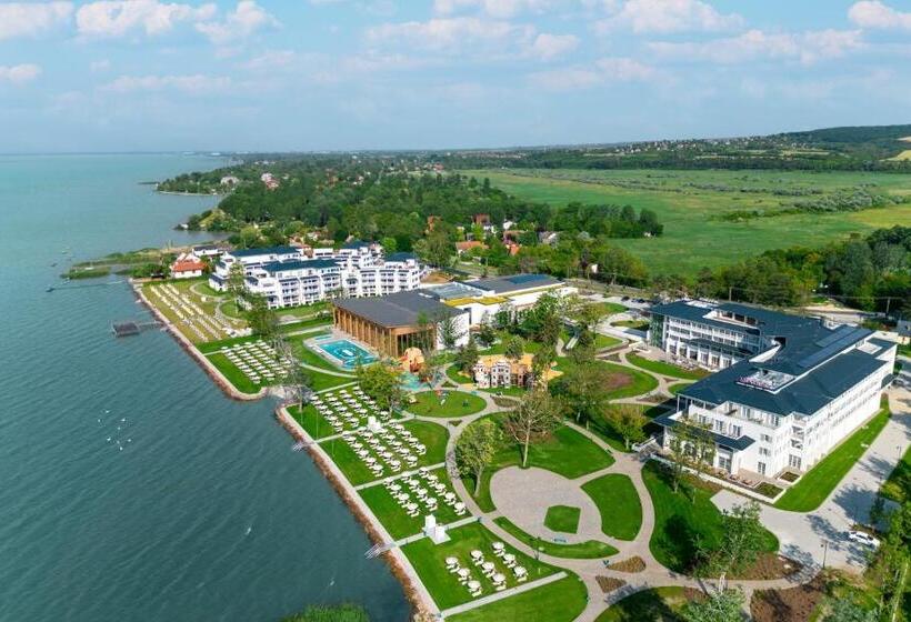 فندق Mövenpick Balaland Resort Lake Balaton