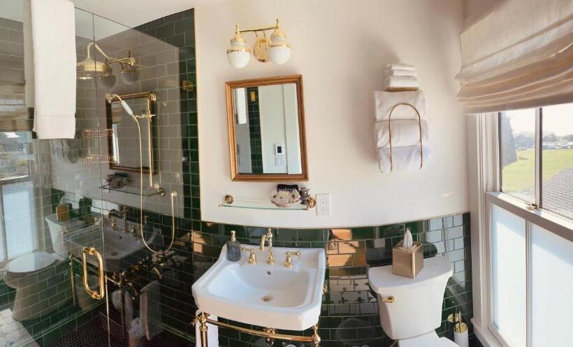 בית מלון כפרי Nicholson House At Beaujolais