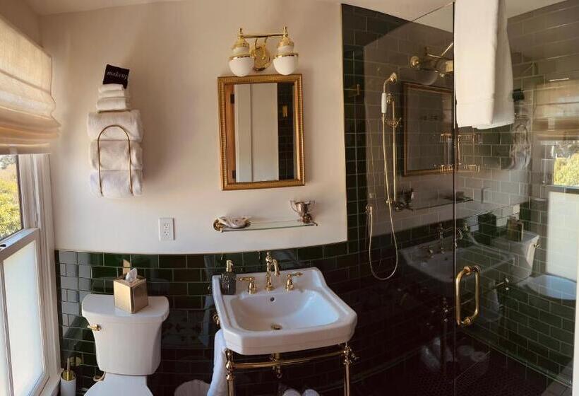 בית מלון כפרי Nicholson House At Beaujolais