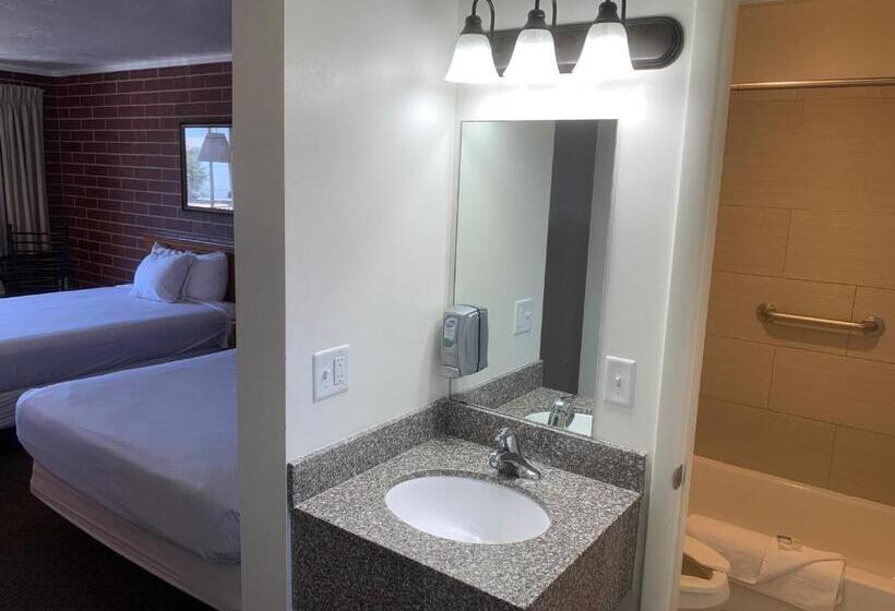 Отель Oquirrh Mountain Inn