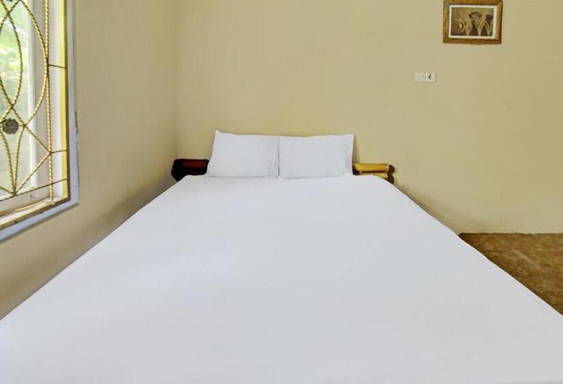 בית מלון כפרי Oyo 92197 Zahira Homestay