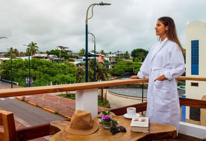 ホテル Plaza Luna Suites