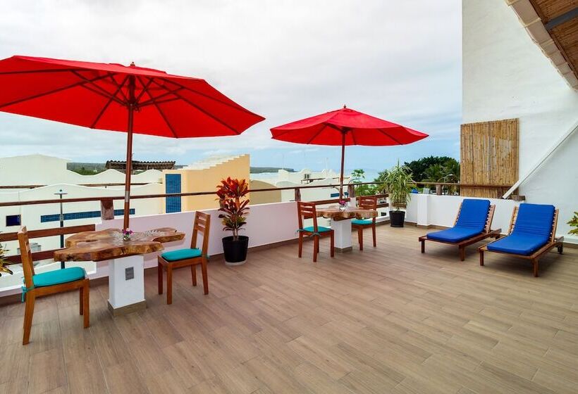 ホテル Plaza Luna Suites