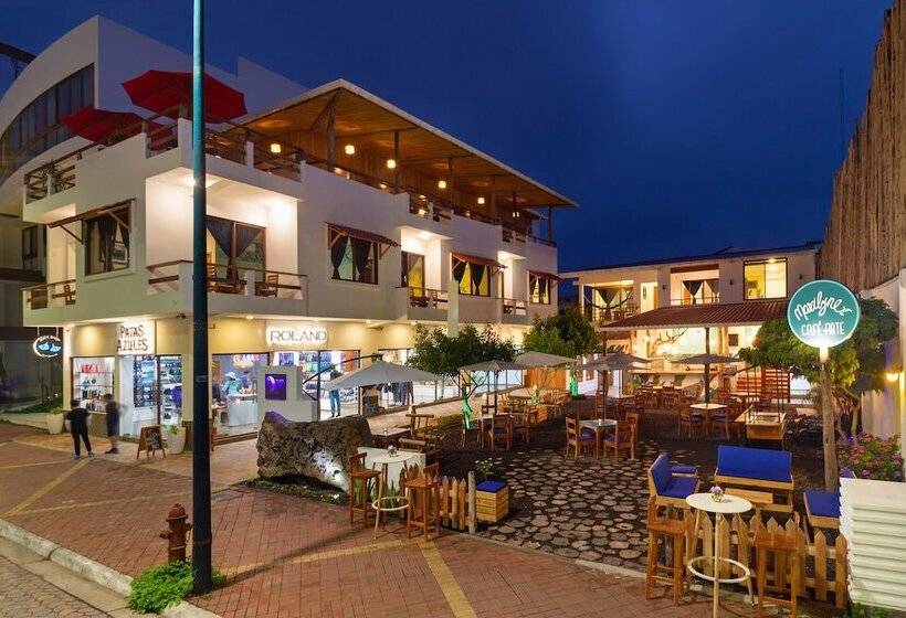 ホテル Plaza Luna Suites