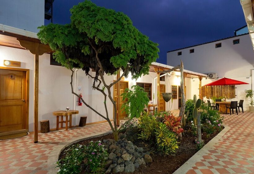 ホテル Plaza Luna Suites