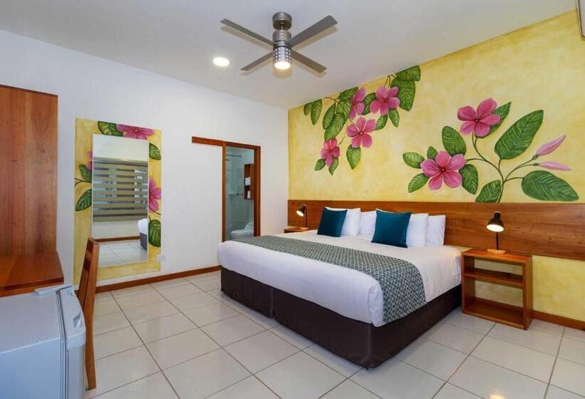 ホテル Plaza Luna Suites