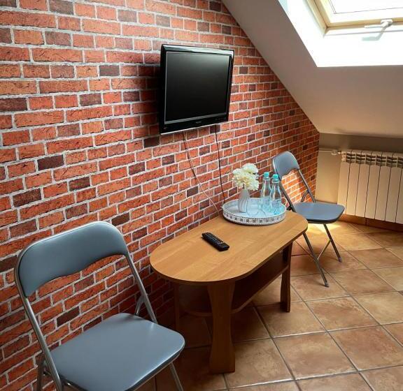 酒店 Restauracja Rozmarzyn