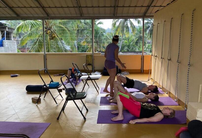 בית מלון כפרי Sandy Beach