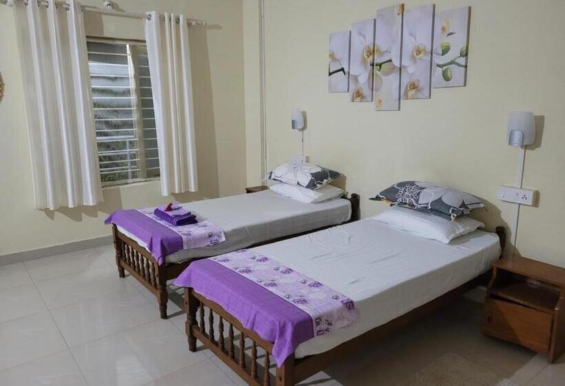 בית מלון כפרי Sandy Beach