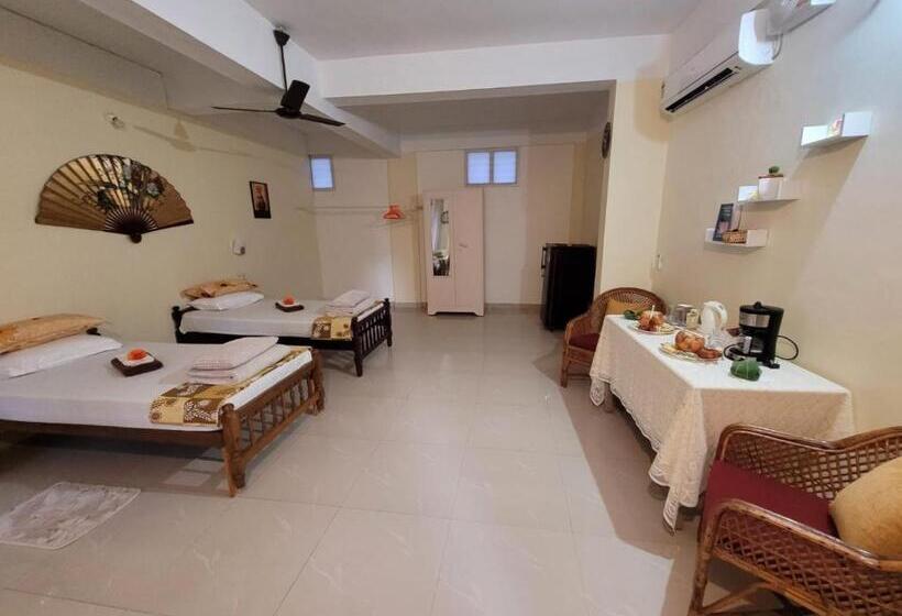 בית מלון כפרי Sandy Beach