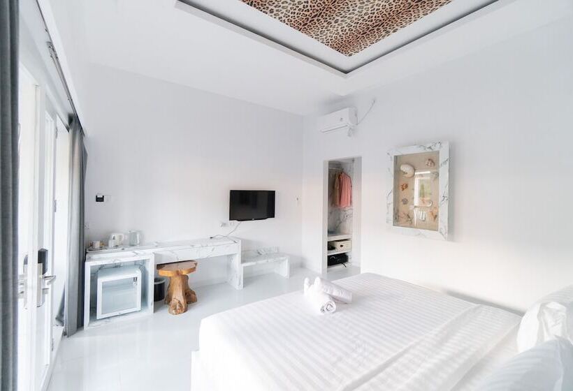 בית מלון כפרי Sea Shell Resort