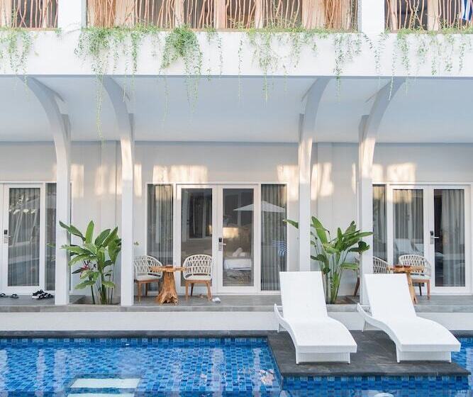 בית מלון כפרי Sea Shell Resort