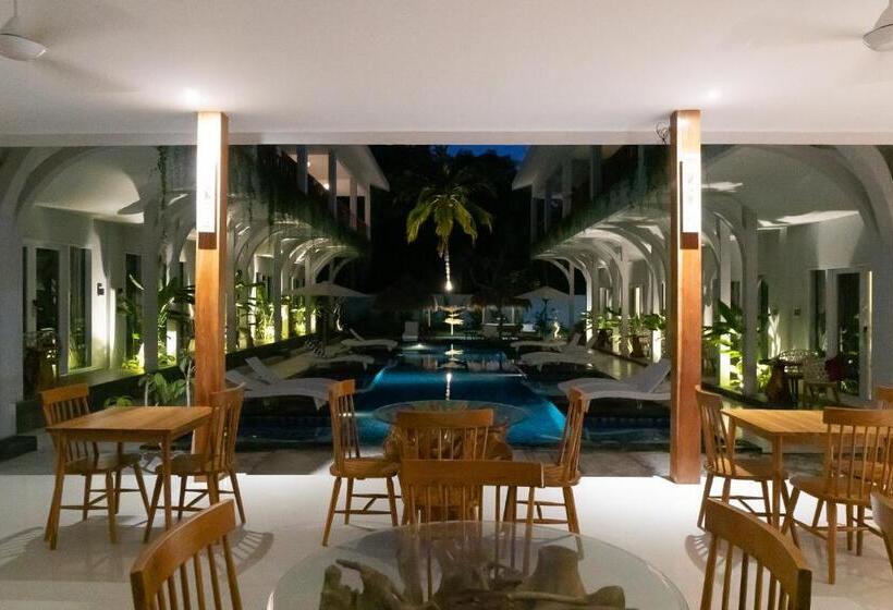 בית מלון כפרי Sea Shell Resort