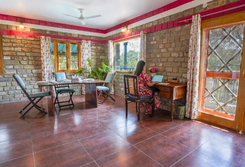 ホテル Seclude Nahan, Bantony Cottage