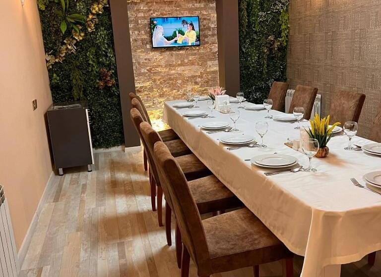 هتل Sheki Hilal Boutigue