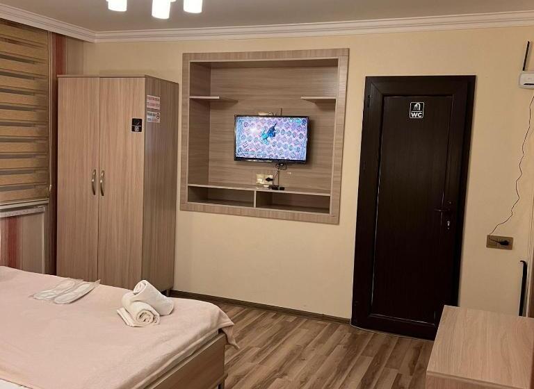 هتل Sheki Hilal Boutigue