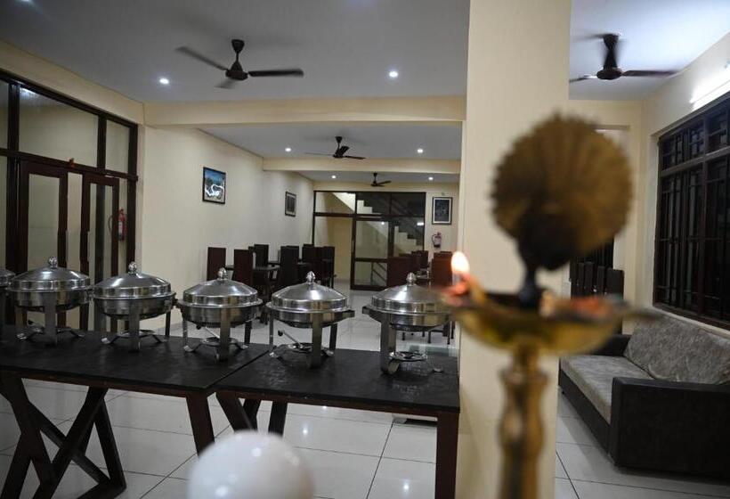 בית מלון כפרי Shivlinga Villa